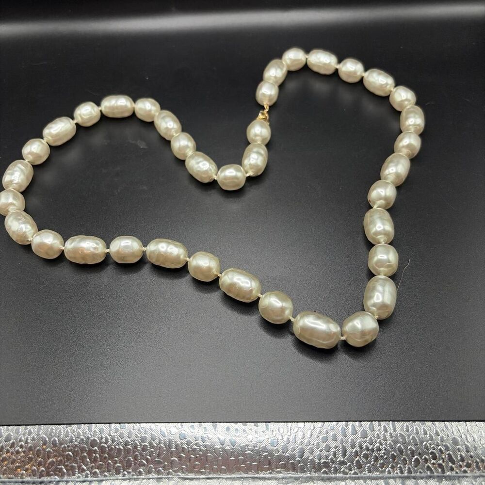 Unbranded Women's White and Cream Jewellery